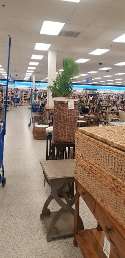 Clothing Store «Ross Dress for Less», reviews and photos, 6317 Pats Ranch Rd, Mira Loma, CA 91752, USA