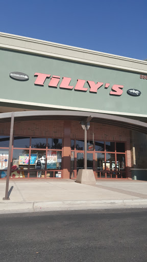 Clothing Store «Tillys», reviews and photos, 3885 S Gilbert Rd, Gilbert, AZ 85297, USA