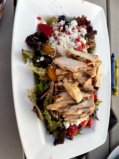 Restaurant «Horizons Restaurant & Lounge», reviews and photos, 4888 N Broadway, Geneva, OH 44041, USA