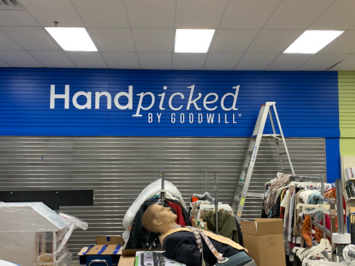 Thrift Store «Goodwill Store and Donation Center», reviews and photos, 805 Stillwater Ave, Bangor, ME 04401, USA