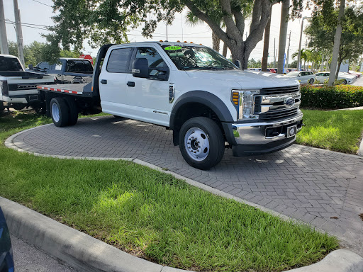 Car Dealer «Volvo Cars of Fort Myers», reviews and photos, 2600 Colonial Blvd, Fort Myers, FL 33907, USA