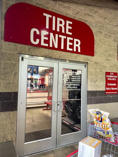 Tire Shop «Costco Tire Center», reviews and photos, 1300 Edwards Ferry Rd NE, Leesburg, VA 20176, USA