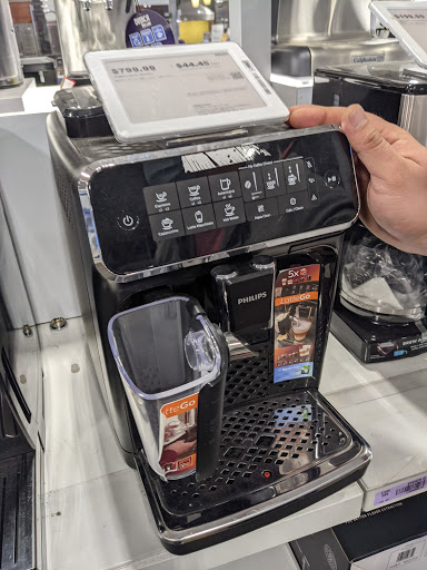 Electronics Store «Best Buy», reviews and photos, 8923 Bay Pkwy, Brooklyn, NY 11214, USA