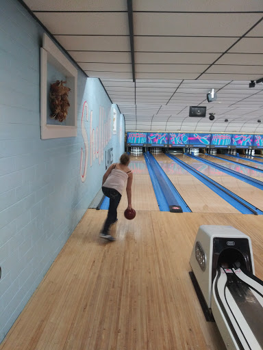 Bowling Alley «Sheffield Lanes», reviews and photos, 818 Raccoon St, Aliquippa, PA 15001, USA