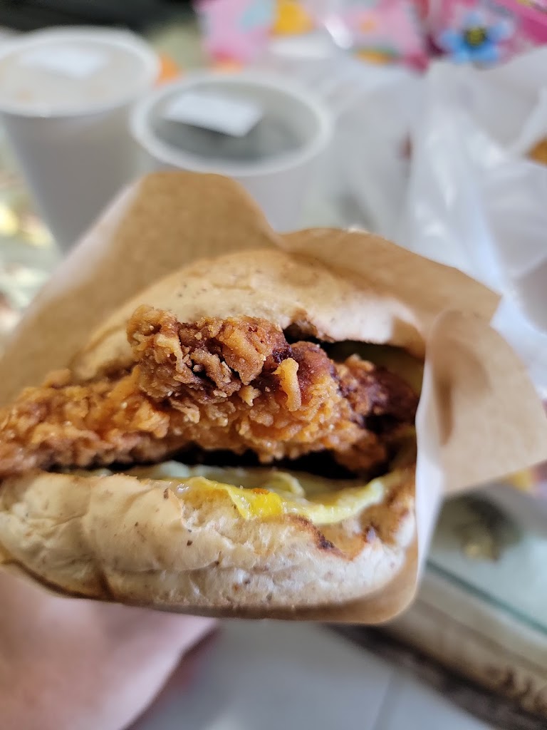 First Date • 初早點 的照片