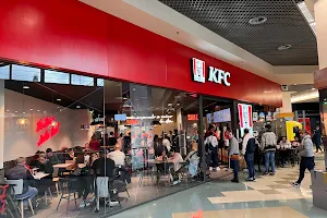 Restaurante KFC image