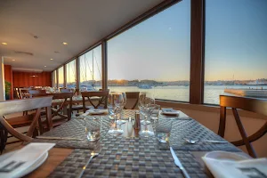 Haywharf Restaurant & Clubhouse image