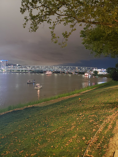 Park «George Rogers Clark Park», reviews and photos, 219 Riverside Dr, Covington, KY 41011, USA