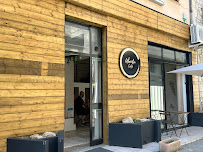 Photos du propriétaire du Restaurant servant le petit-déjeuner UBUNTU CAFE à Saint-Laurent-du-Var - n°3