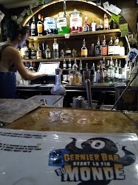 Atmosphère du Restaurant Dernier Bar avant la Fin du Monde à Paris - n°10