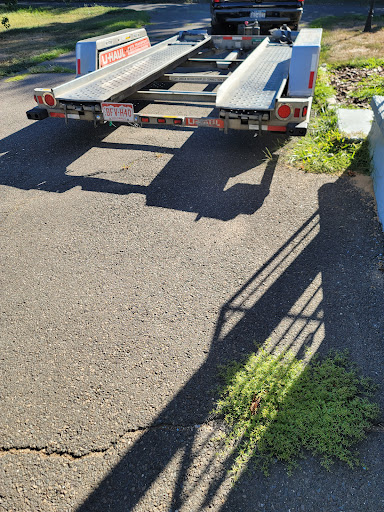 Truck Rental Agency «U-Haul Moving & Storage of Riverdale», reviews and photos, 230 W 230th St, Bronx, NY 10463, USA