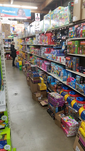 Hooked On Toys & Sporting Goods