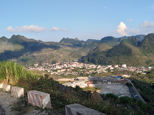 Khách sạn Huyền Lợi