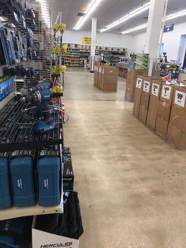 Hardware Store «Harbor Freight Tools», reviews and photos, 323 E Merritt Island Causeway, Merritt Island, FL 32952, USA