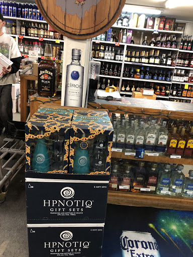 Liquor Store «Spirits & More», reviews and photos, 3010 Dixie Hwy, Hamilton, OH 45015, USA