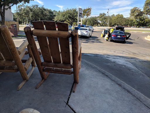 Car Wash «The Arbor Car Wash and Lube Center», reviews and photos, 3120 Guadalupe St, Austin, TX 78705, USA