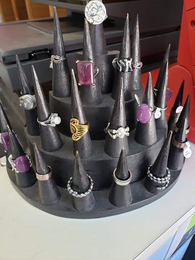 Gift Shop «Holes inthe Wall / Walls Gifts & More», reviews and photos, 705 N State St, Ukiah, CA 95482, USA