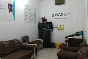 Max Lab image