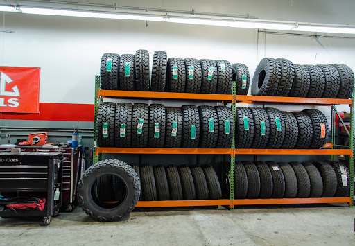 Truck Accessories Store «4 Wheel Parts - Thomas University - Miami Gardens, FL», reviews and photos, 3383 NW 167th St, Miami Gardens, FL 33056, USA