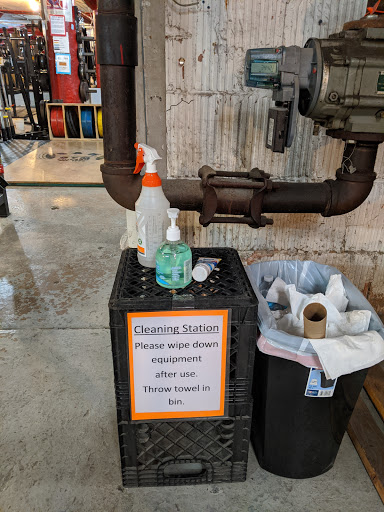 Gym «B&W Gym», reviews and photos, 5920 N Ridge Ave, Chicago, IL 60660, USA