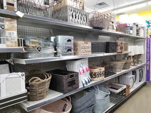 Home Goods Store «Dollar General», reviews and photos, 1213 Dickerson Rd, Goodlettsville, TN 37072, USA