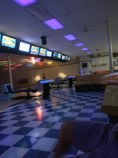 Bowling Alley «Country Club Lanes», reviews and photos, 5601 Manitou Rd, Excelsior, MN 55331, USA