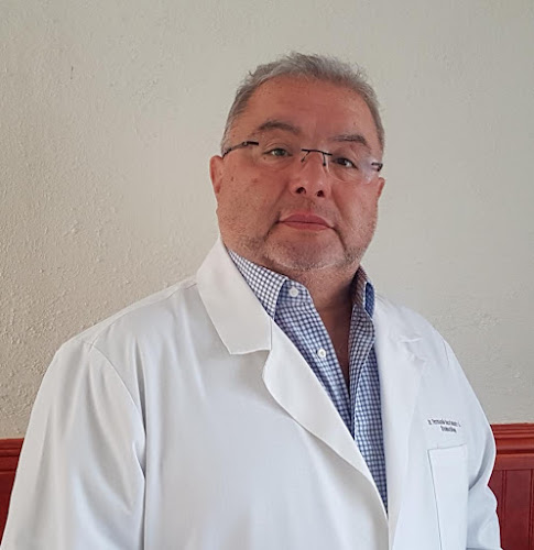 Opiniones de Dr.Fernando Bustamante A en Peñalolén - Médico