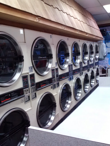 Cleaners «Village Fabric Care Center», reviews and photos, 12 Klarides Village Dr, Seymour, CT 06483, USA