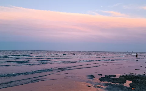 Spiaggia libera di Punta Marina image