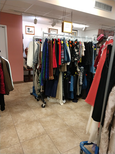 Thrift Store «Assistance League of Houston», reviews and photos, 1902 Commonwealth St, Houston, TX 77006, USA