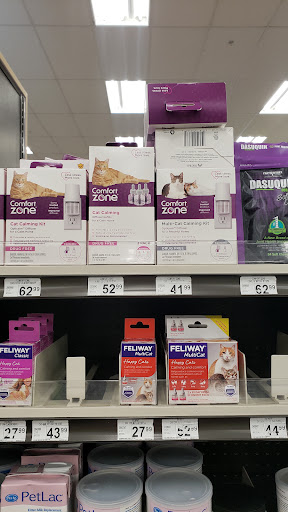 Pet Supply Store «Petco Animal Supplies», reviews and photos, 9137 Central Ave a, Montclair, CA 91763, USA