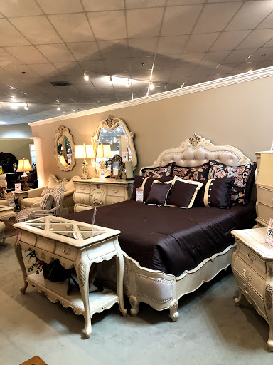 Furniture Store «JR Furniture Tigard», reviews and photos, 14255 SW Pacific Hwy, Tigard, OR 97224, USA