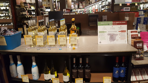 Wine Store «Total Wine & More», reviews and photos, 6232 Topanga Canyon Blvd Floor #1, Suite 1380, Woodland Hills, CA 91367, USA