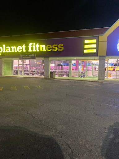 Gym «Planet Fitness», reviews and photos, 4229 Mall Dr, Steubenville, OH 43952, USA