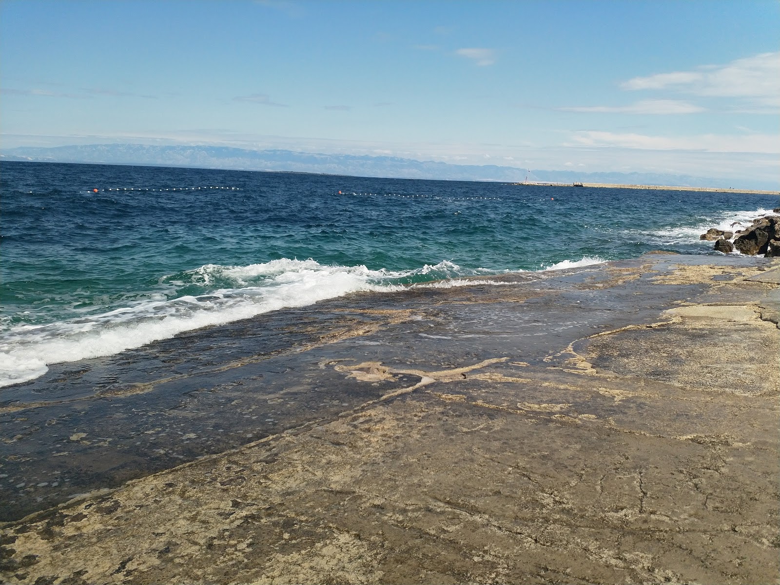 Fotografija Rovanska beach z prostorna obala