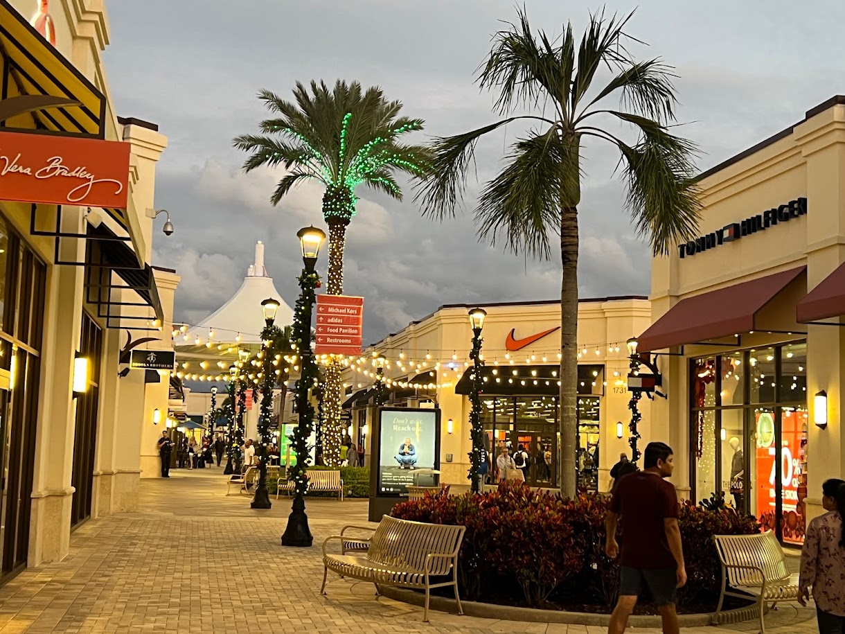 Outlet west palm