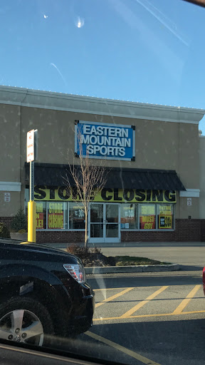 Outdoor Sports Store «Eastern Mountain Sports», reviews and photos, 1701 Niagara Falls Blvd #300, Amherst, NY 14228, USA