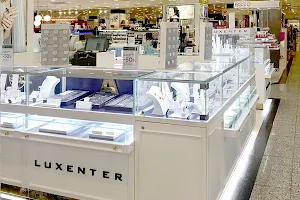 Luxenter image