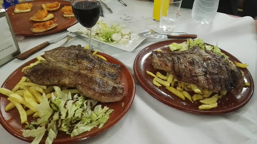 Bar Mesón Navero en Alcalá del Río