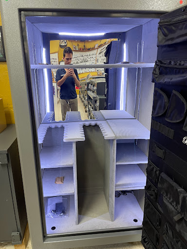 Locksmith «Sarasota Lock & Key», reviews and photos, 1342 N Lime Ave, Sarasota, FL 34237, USA