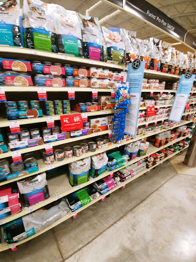 Pet Supply Store «PetSmart», reviews and photos, 2677 E Main St, Plainfield, IN 46168, USA