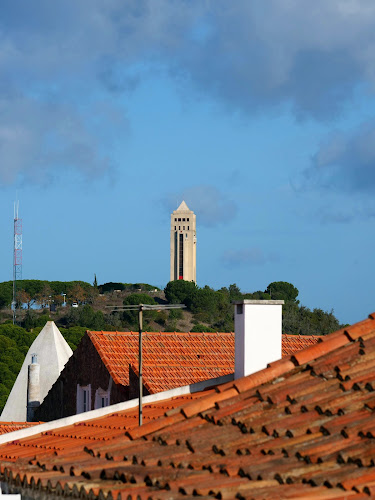 Torre de Agua e Miradouro de Santiago do Cacem - Agência de viagens