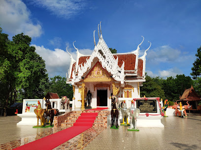 ศาลสมเด็จพระนเรศวรมหาราช Shrine of King Naresuan the Great