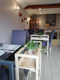 Atmosphère du Restaurant Les Bons Vivants à Perrigny-sur-Loire - n°3