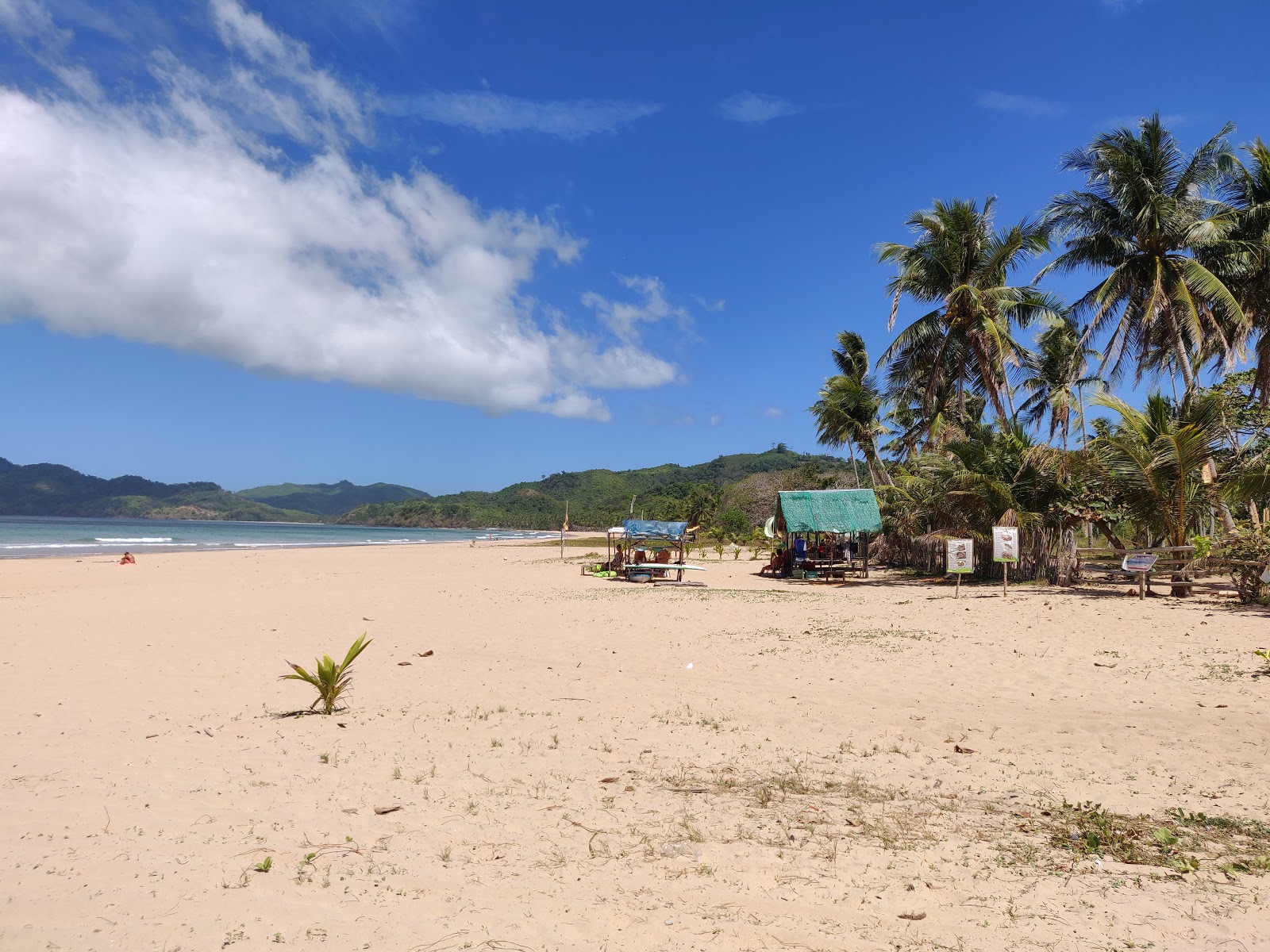 Foto von Duli Beach annehmlichkeitenbereich