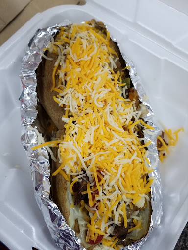 Convenience Store «Mom And Pops», reviews and photos, Squirrel Hollow Rd, Linden, TN 37096, USA