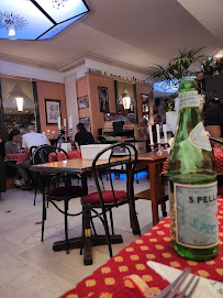 Atmosphère du Café Restaurant Le Saint Germain à Tours - n°4