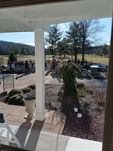 Golf Course «Edgewood in the Pines Golf Course & Banquet Facility», reviews and photos, 22 Edgewood Rd, Drums, PA 18222, USA