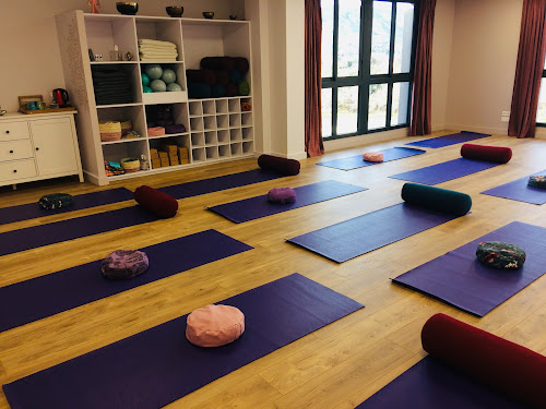 Centre de yoga Samadhi Yoga Studio Aubagne - Samadhi Bien-Être Aubagne