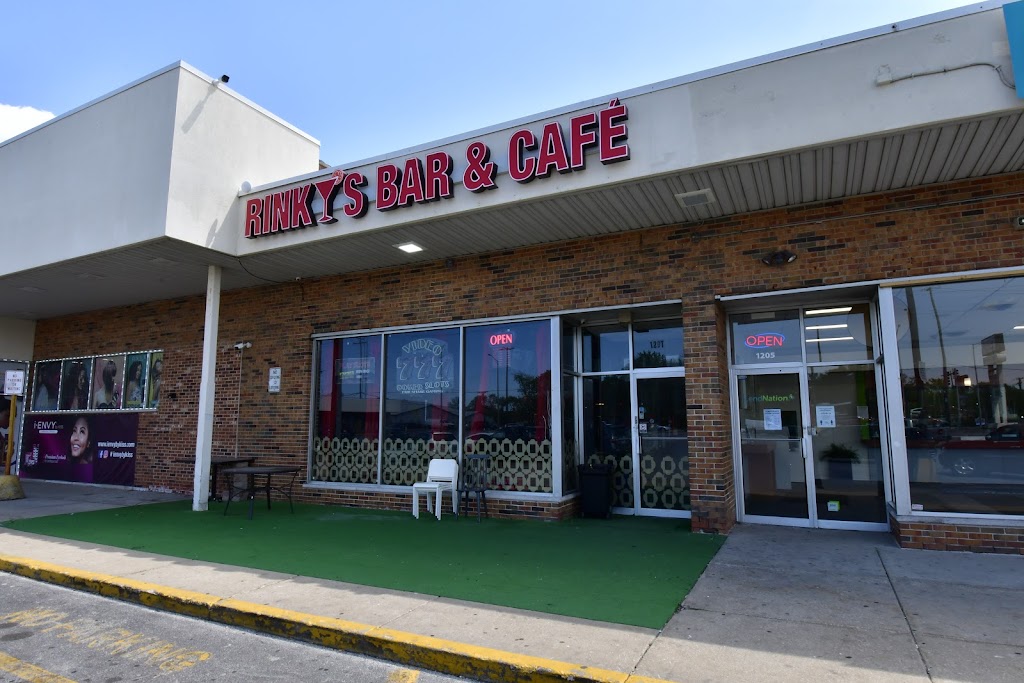 Rinky’s Bar & Cafe 60419